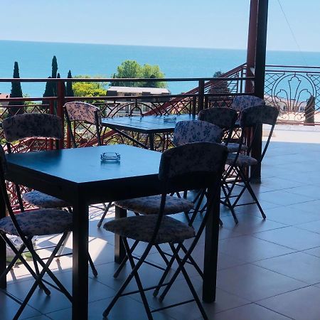 Hometel 4 Friends Gagra Esterno foto