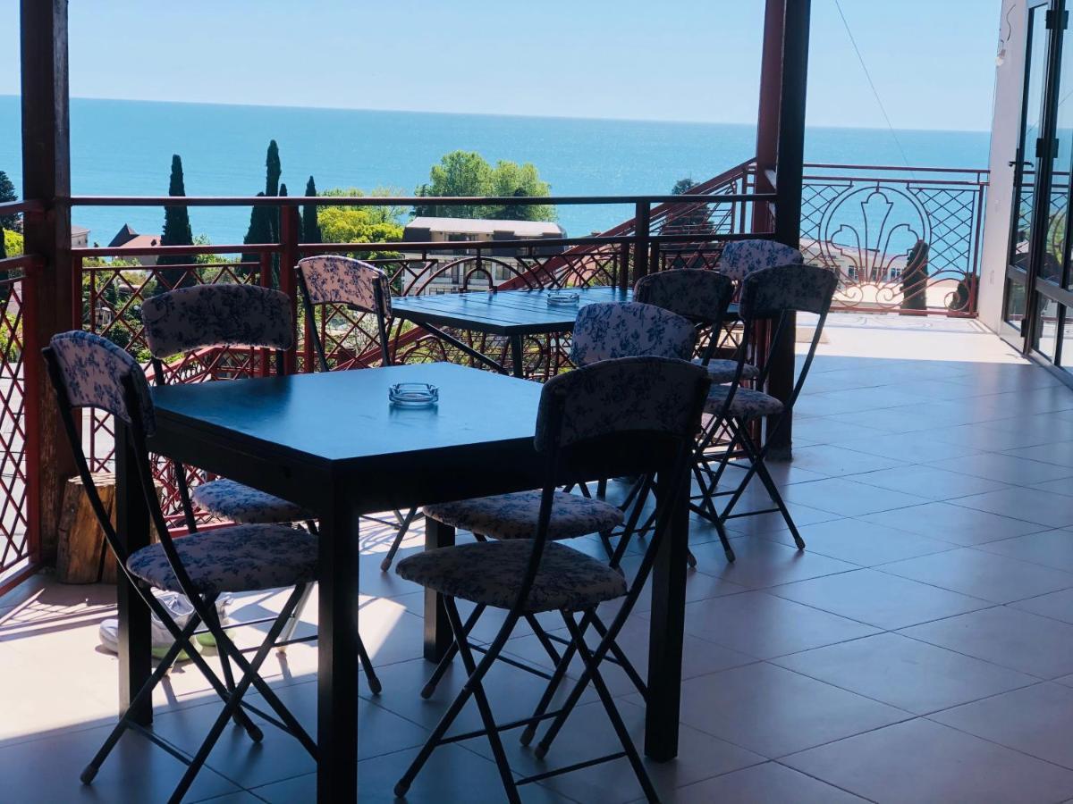 Hometel 4 Friends Gagra Esterno foto