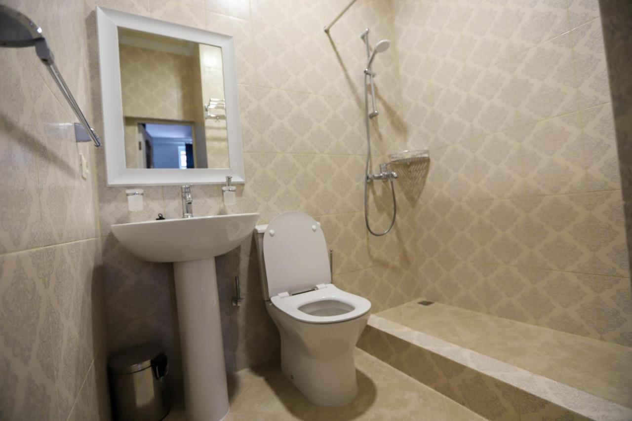 Hometel 4 Friends Gagra Esterno foto