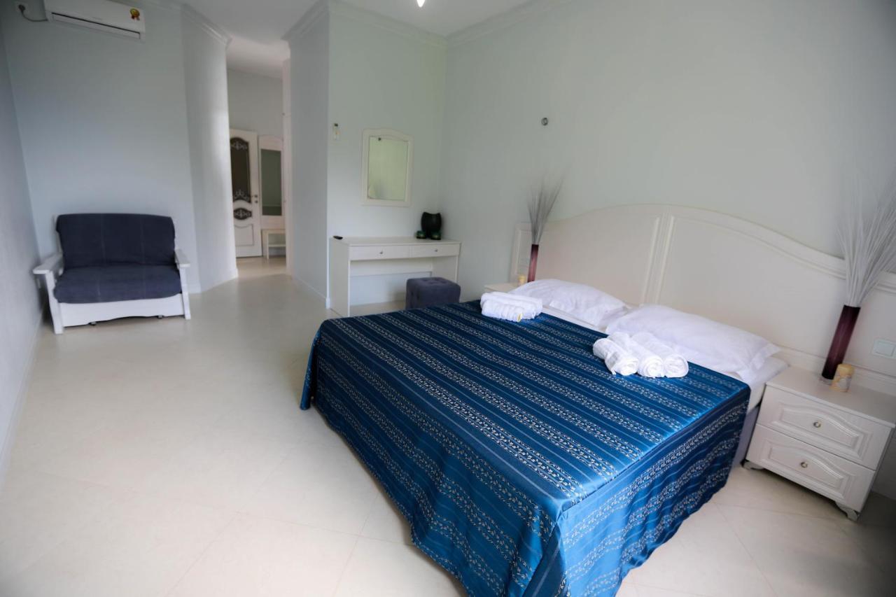 Hometel 4 Friends Gagra Esterno foto